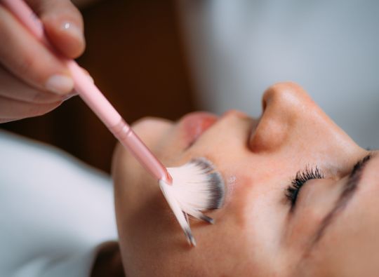 Sminktetoválás, smink, tetoválás, szemöldöktetoválás, szemhéjtetoválás, ajaktetoválás, Babor kozmetika, Nyíregyháza, kozmetikus, Csonka Judit